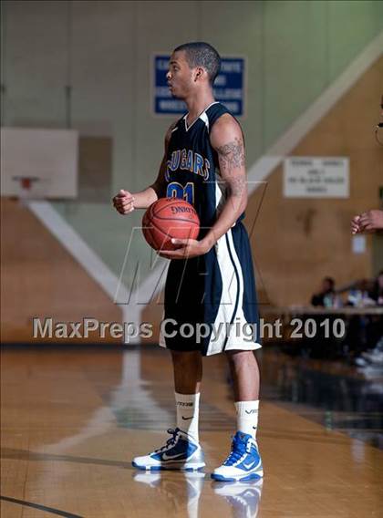 Thumbnail 3 in Campbell Hall vs. Newark Memorial (California Classic) photogallery.