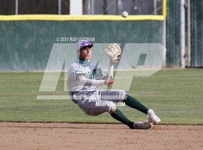 Thumbnail 1 in Hoover @ Fresno photogallery.