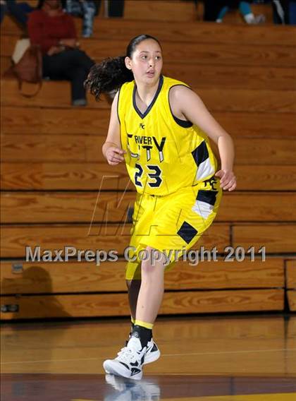 Thumbnail 3 in River City vs. Wheatland (Lincoln Invitational) photogallery.