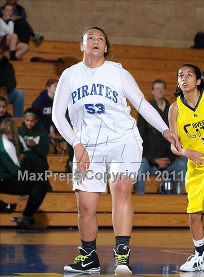 Thumbnail 3 in River City vs. Wheatland (Lincoln Invitational) photogallery.
