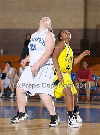 Thumbnail 2 in River City vs. Wheatland (Lincoln Invitational) photogallery.