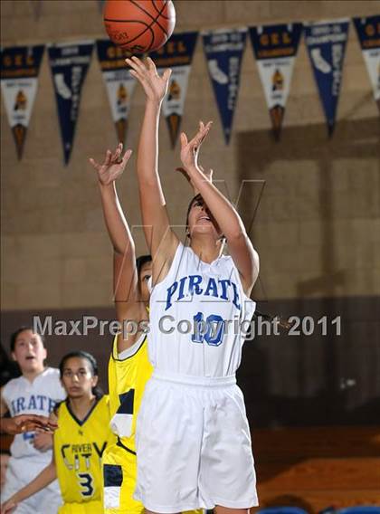 Thumbnail 3 in River City vs. Wheatland (Lincoln Invitational) photogallery.