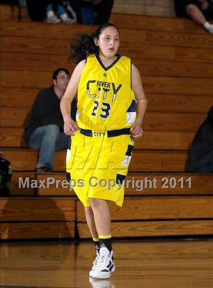 Thumbnail 1 in River City vs. Wheatland (Lincoln Invitational) photogallery.