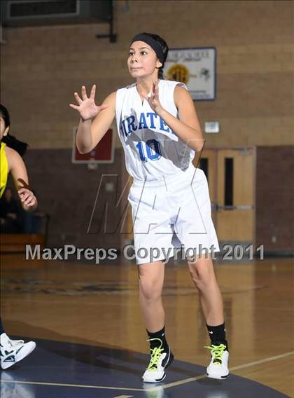 Thumbnail 3 in River City vs. Wheatland (Lincoln Invitational) photogallery.