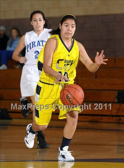 Thumbnail 1 in River City vs. Wheatland (Lincoln Invitational) photogallery.