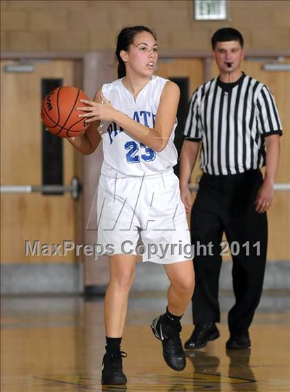 Thumbnail 2 in River City vs. Wheatland (Lincoln Invitational) photogallery.