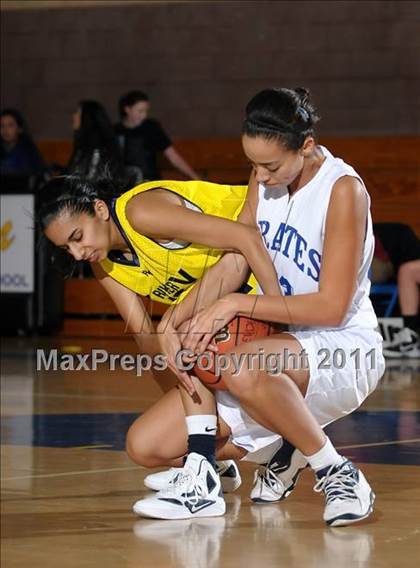 Thumbnail 1 in River City vs. Wheatland (Lincoln Invitational) photogallery.