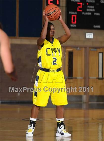 Thumbnail 1 in River City vs. Wheatland (Lincoln Invitational) photogallery.