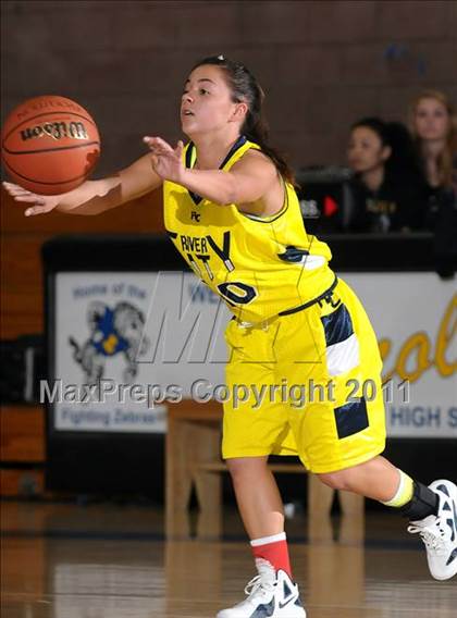 Thumbnail 3 in River City vs. Wheatland (Lincoln Invitational) photogallery.