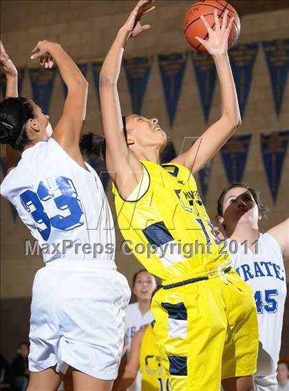 Thumbnail 3 in River City vs. Wheatland (Lincoln Invitational) photogallery.