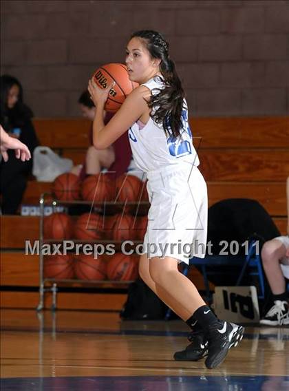 Thumbnail 2 in River City vs. Wheatland (Lincoln Invitational) photogallery.
