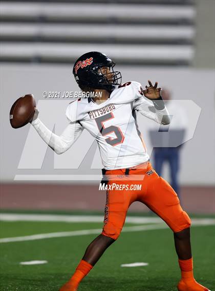 Thumbnail 3 in Pittsburg @ Liberty (CIF D1-A Northern Regional Final) photogallery.