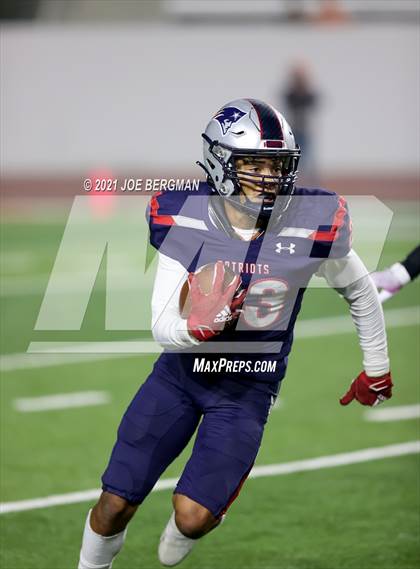 Thumbnail 2 in Pittsburg @ Liberty (CIF D1-A Northern Regional Final) photogallery.