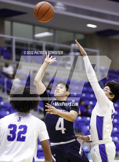 Thumbnail 3 in Central Catholic @ Jay photogallery.