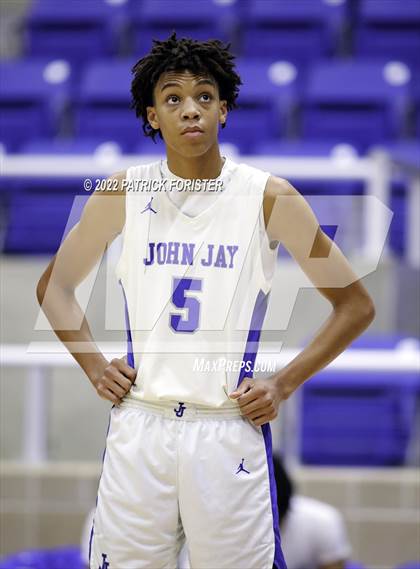 Thumbnail 3 in Central Catholic @ Jay photogallery.
