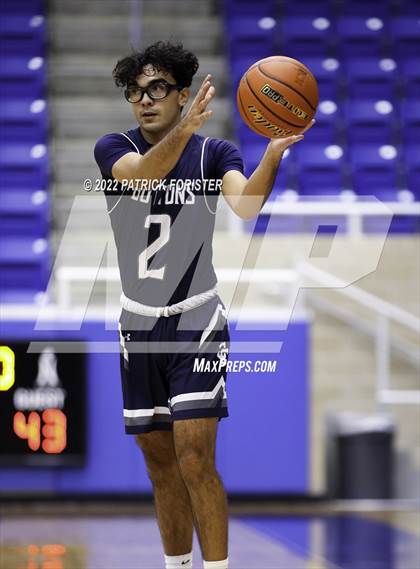 Thumbnail 2 in Central Catholic @ Jay photogallery.