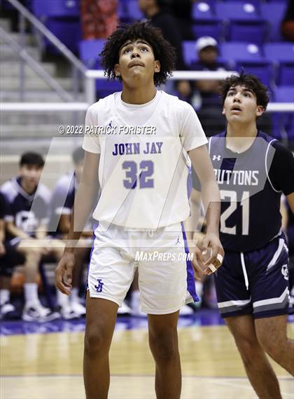 Thumbnail 1 in Central Catholic @ Jay photogallery.