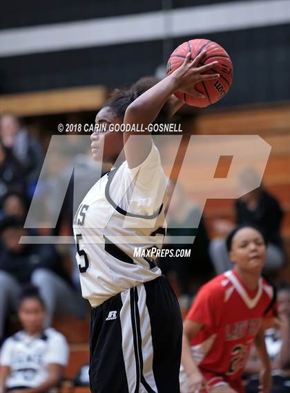 Thumbnail 1 in New Bern @ Havelock photogallery.