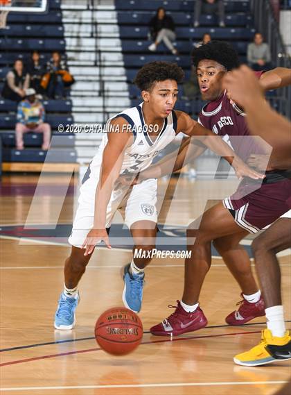 Thumbnail 2 in Don Bosco Prep vs Mater Dei (Shore Classic Showcase) photogallery.