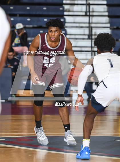 Thumbnail 3 in Don Bosco Prep vs Mater Dei (Shore Classic Showcase) photogallery.