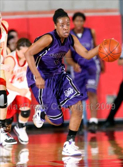 Thumbnail 2 in Marlborough vs. Woodbridge (CIF SS D3-AA Final) photogallery.