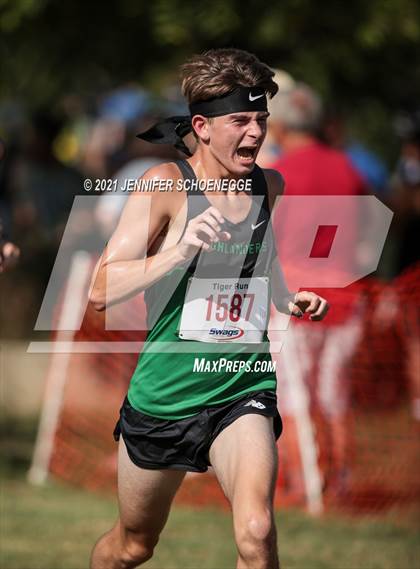 Thumbnail 3 in St. Xavier Tiger Run (Boys) photogallery.