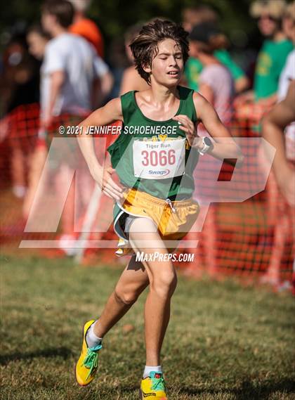 Thumbnail 2 in St. Xavier Tiger Run (Boys) photogallery.