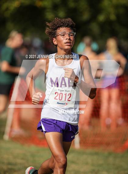 Thumbnail 3 in St. Xavier Tiger Run (Boys) photogallery.