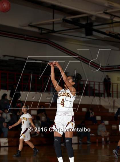 Thumbnail 2 in West Covina vs. Pasadena photogallery.