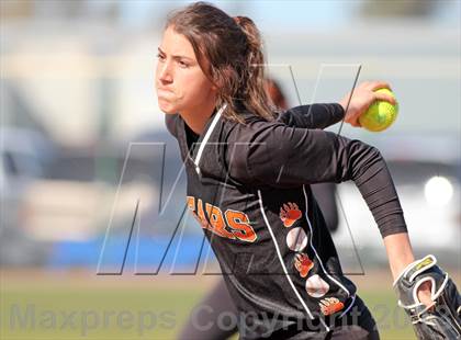 Thumbnail 3 in Johansen vs Summerville (Ceres Tournament) photogallery.