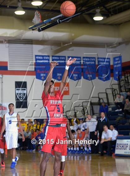 Thumbnail 3 in Redondo Union vs. Bishop Gorman (Tarkanian Classic) photogallery.