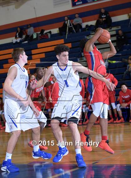 Thumbnail 2 in Redondo Union vs. Bishop Gorman (Tarkanian Classic) photogallery.