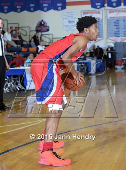 Thumbnail 3 in Redondo Union vs. Bishop Gorman (Tarkanian Classic) photogallery.