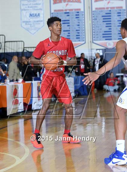 Thumbnail 3 in Redondo Union vs. Bishop Gorman (Tarkanian Classic) photogallery.