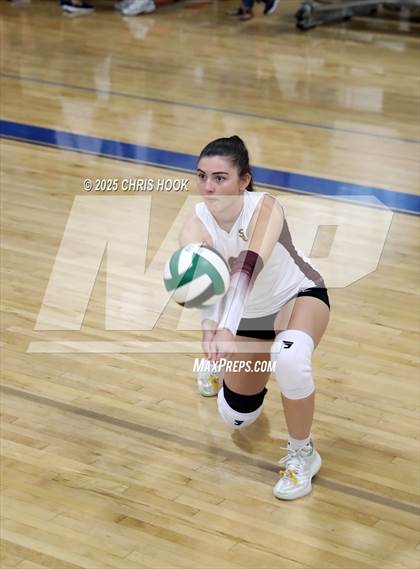 Thumbnail 2 in Salpointe Catholic vs. Rincon/University (Lancer Invitational) photogallery.