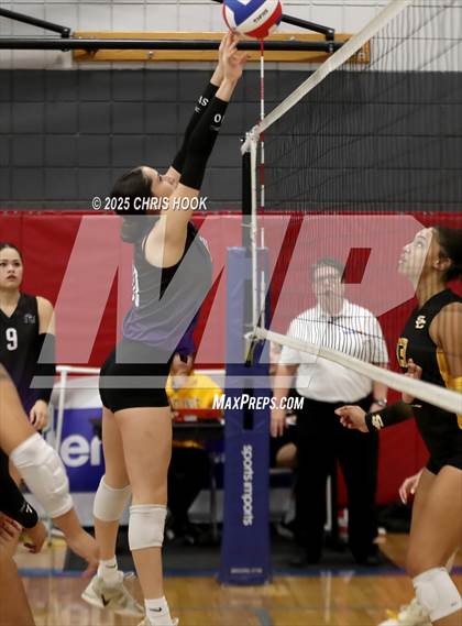 Thumbnail 3 in Salpointe Catholic vs. Rincon/University (Lancer Invitational) photogallery.