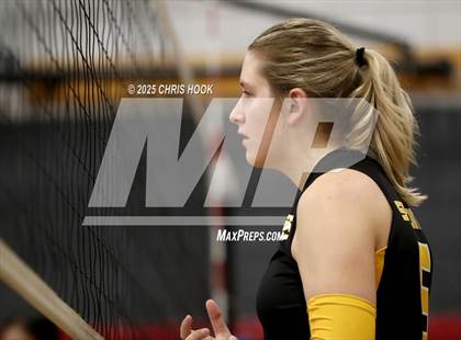 Thumbnail 2 in Salpointe Catholic vs. Rincon/University (Lancer Invitational) photogallery.