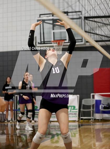 Thumbnail 3 in Salpointe Catholic vs. Rincon/University (Lancer Invitational) photogallery.