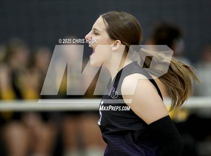 Thumbnail 1 in Salpointe Catholic vs. Rincon/University (Lancer Invitational) photogallery.