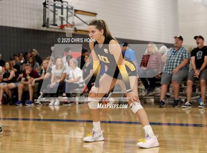 Thumbnail 2 in Salpointe Catholic vs. Rincon/University (Lancer Invitational) photogallery.