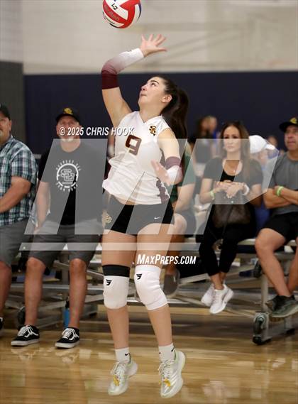 Thumbnail 2 in Salpointe Catholic vs. Rincon/University (Lancer Invitational) photogallery.