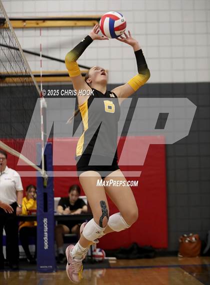 Thumbnail 1 in Salpointe Catholic vs. Rincon/University (Lancer Invitational) photogallery.