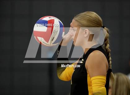 Thumbnail 1 in Salpointe Catholic vs. Rincon/University (Lancer Invitational) photogallery.