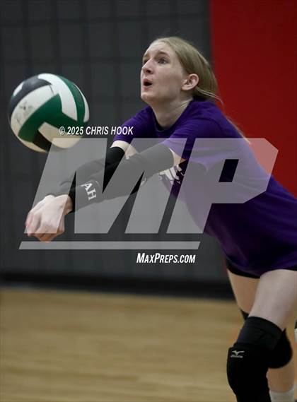 Thumbnail 1 in Salpointe Catholic vs. Rincon/University (Lancer Invitational) photogallery.