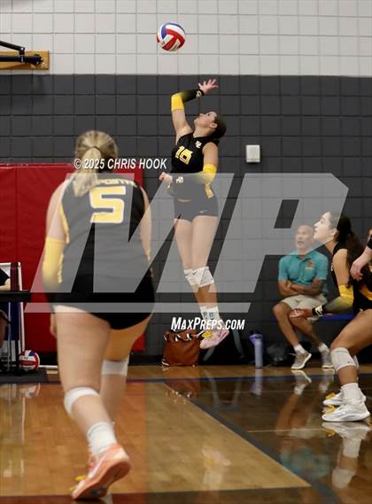 Thumbnail 1 in Salpointe Catholic vs. Rincon/University (Lancer Invitational) photogallery.
