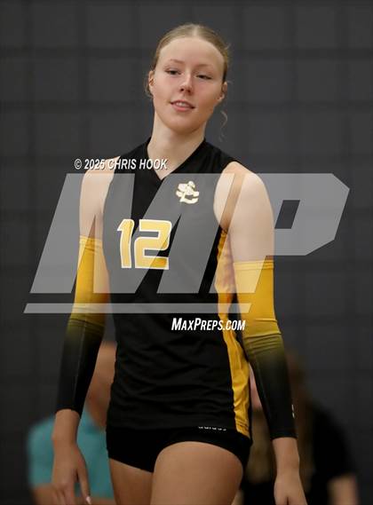 Thumbnail 2 in Salpointe Catholic vs. Rincon/University (Lancer Invitational) photogallery.