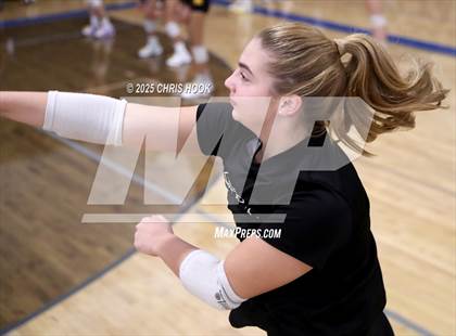 Thumbnail 1 in Salpointe Catholic vs. Rincon/University (Lancer Invitational) photogallery.