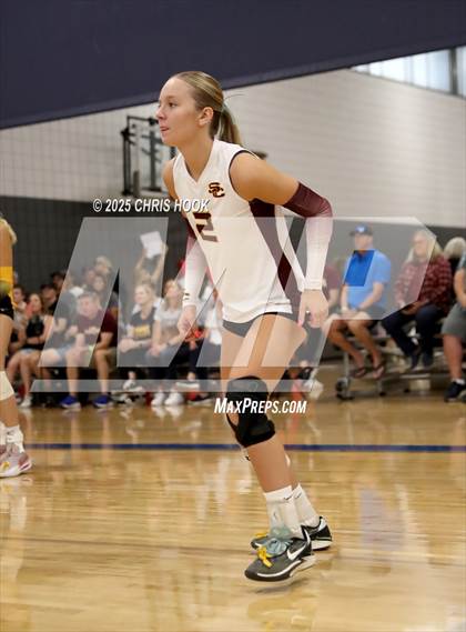 Thumbnail 2 in Salpointe Catholic vs. Rincon/University (Lancer Invitational) photogallery.