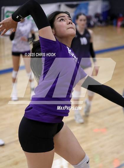 Thumbnail 2 in Salpointe Catholic vs. Rincon/University (Lancer Invitational) photogallery.
