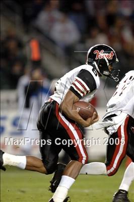 Thumbnail 3 in Canyon vs Hart (D2 Section Final) photogallery.